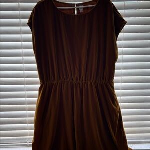 Gold velvet cap Sleeve Gap Dress